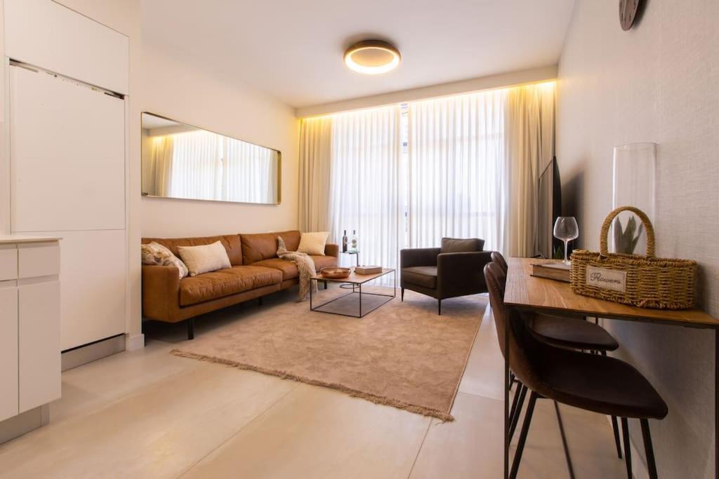 Aphrodite Suite Ashkelon Extérieur photo